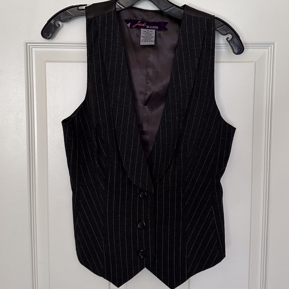 Pinstripe shawl lapel vest, size Medium